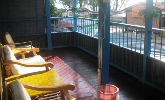 Et Budget Guest House Batu Feringgi Exteriör bild