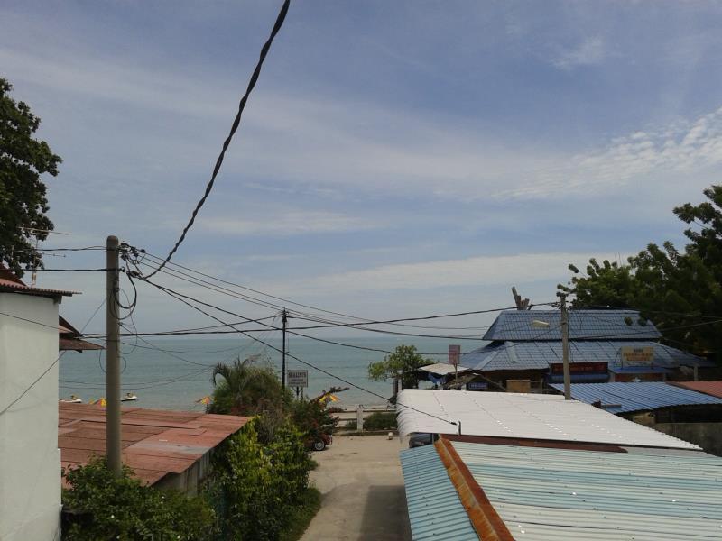 Et Budget Guest House Batu Feringgi Exteriör bild