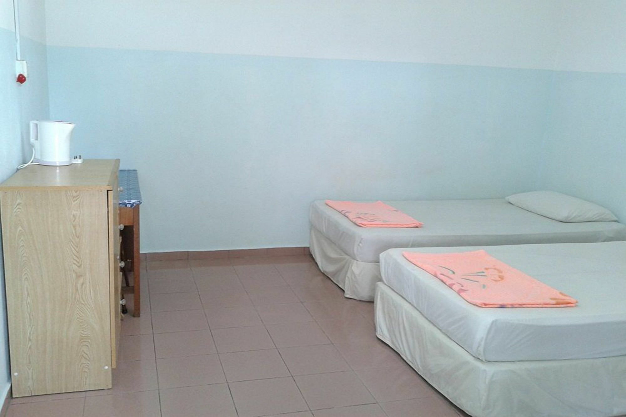 Et Budget Guest House Batu Feringgi Exteriör bild