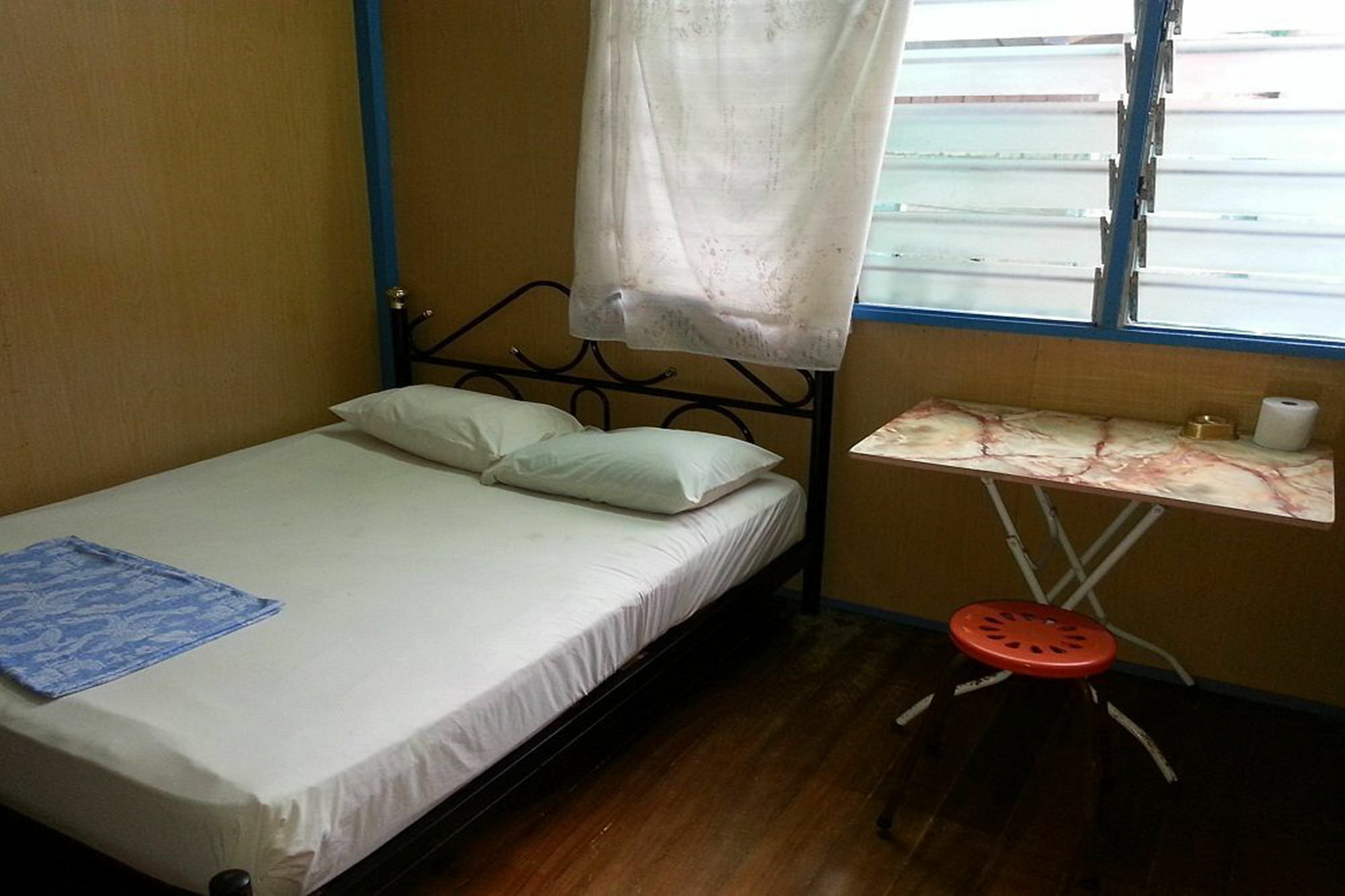 Et Budget Guest House Batu Feringgi Exteriör bild